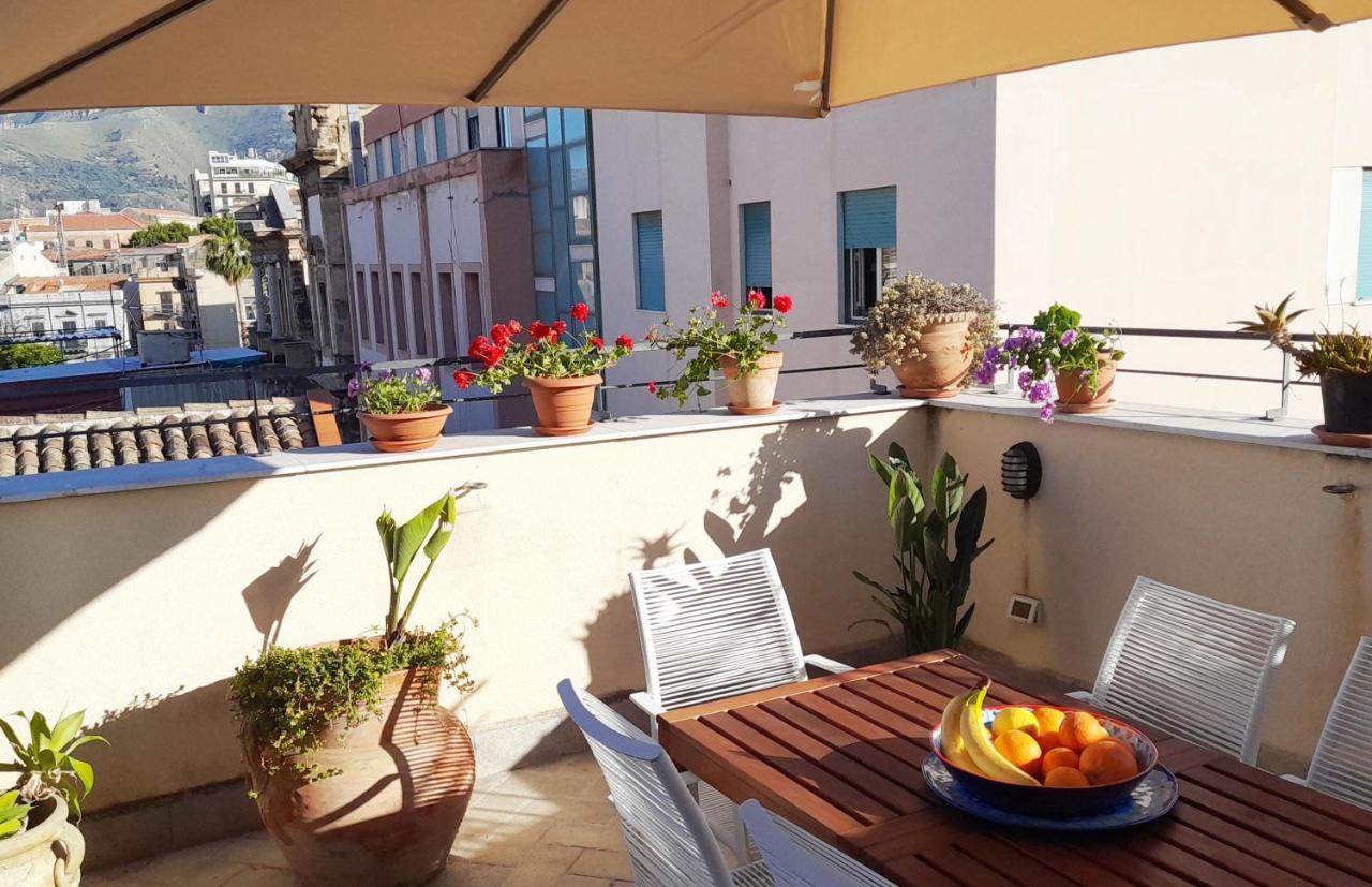 Terrace With View Attic In Old Town Ballarhome ปาแลร์โม ภายนอก รูปภาพ